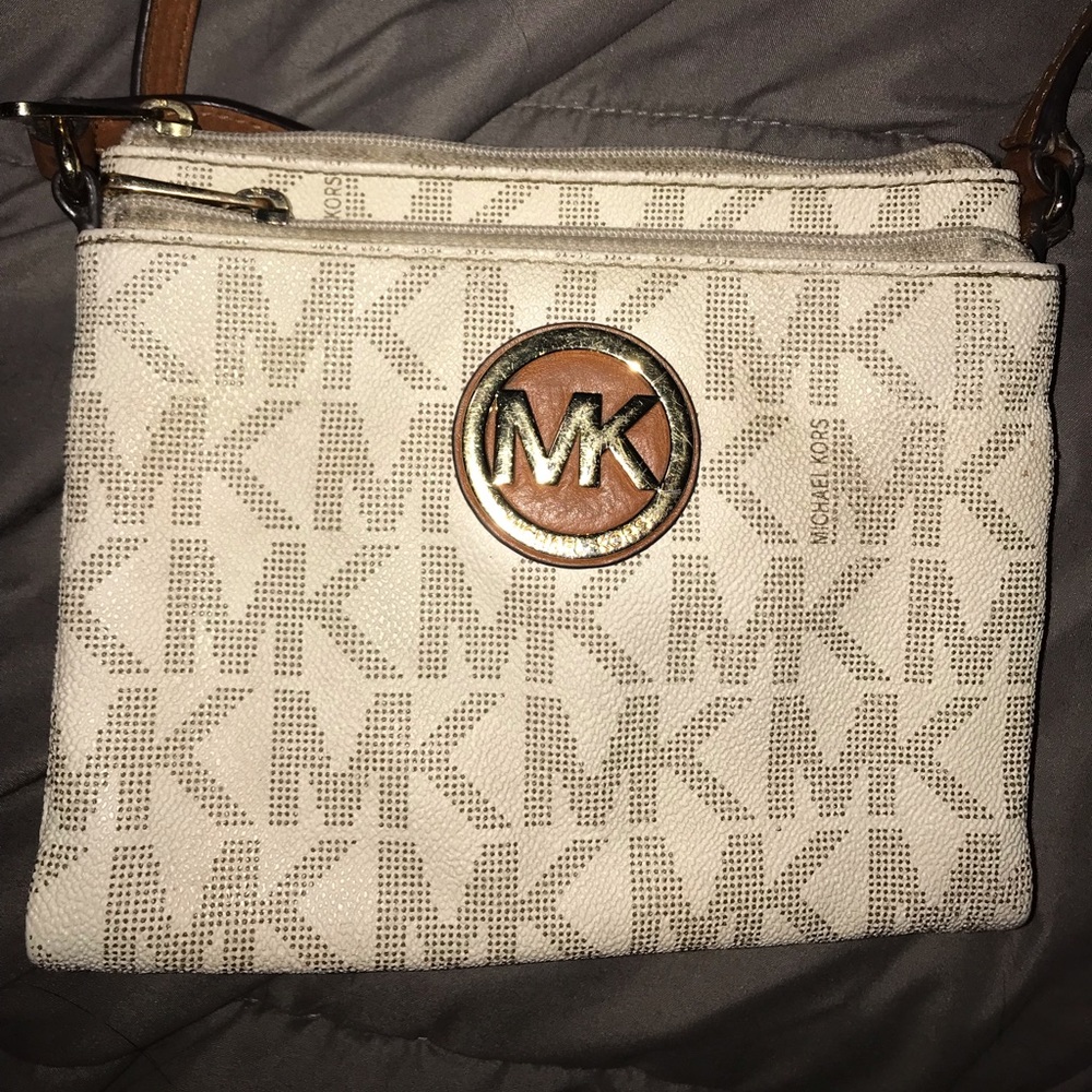 Michael Kors crossbody purse